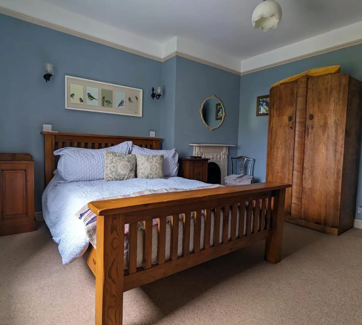 Number 18 Bed & Breakfast Whitby